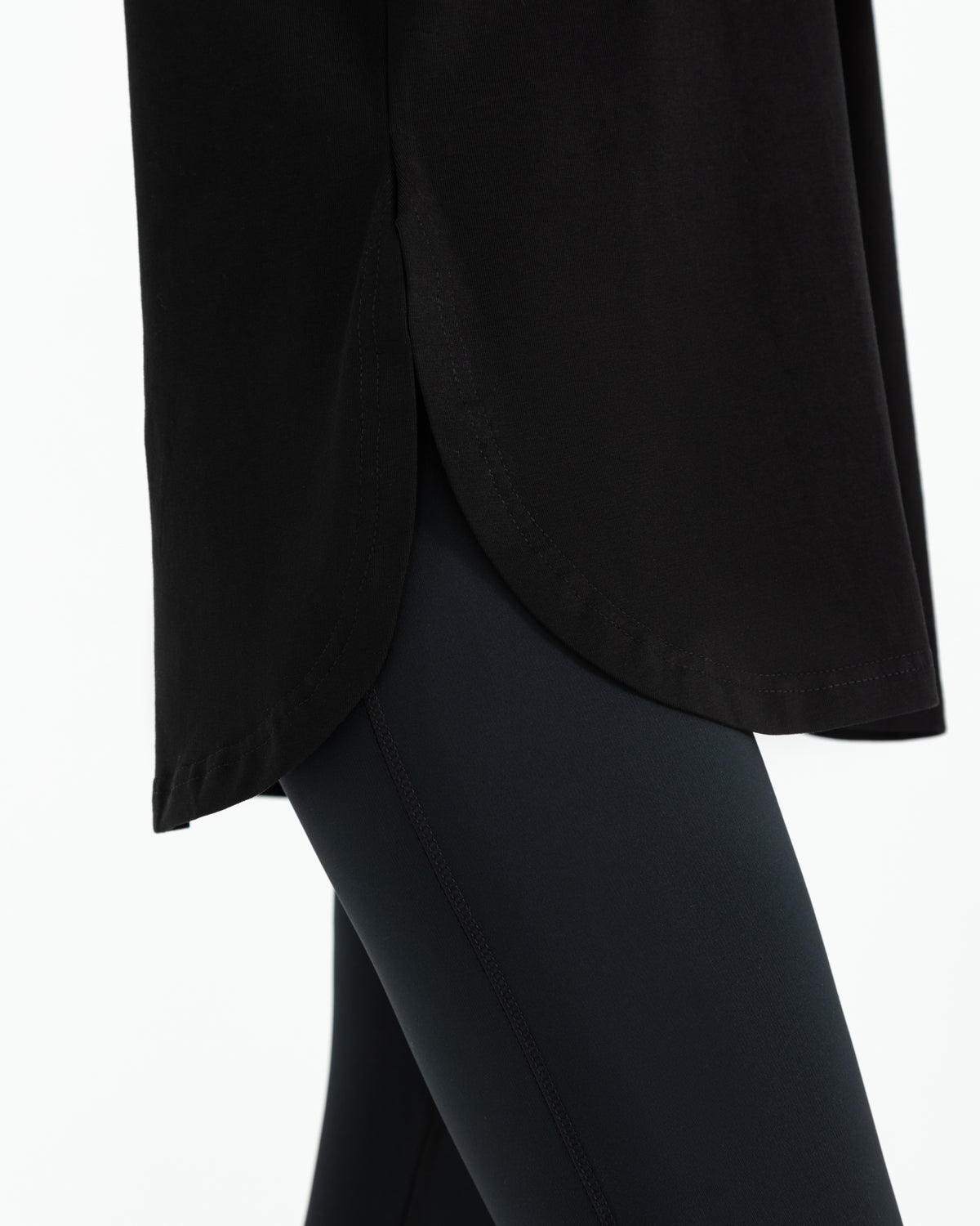 Women's Oversized Tee – Black